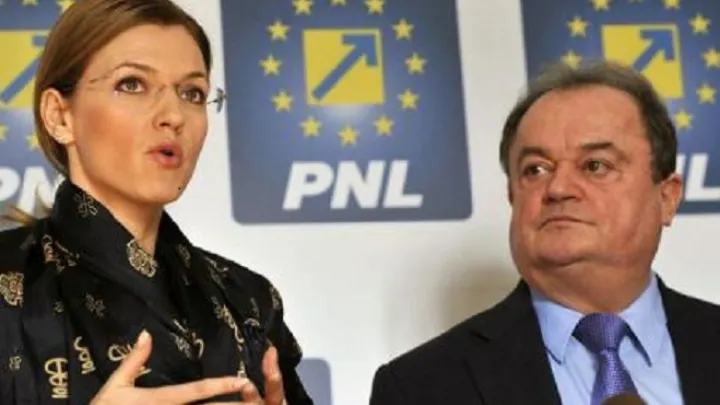 Liberalii apelează la o firmă specializată pentru reformarea partidului