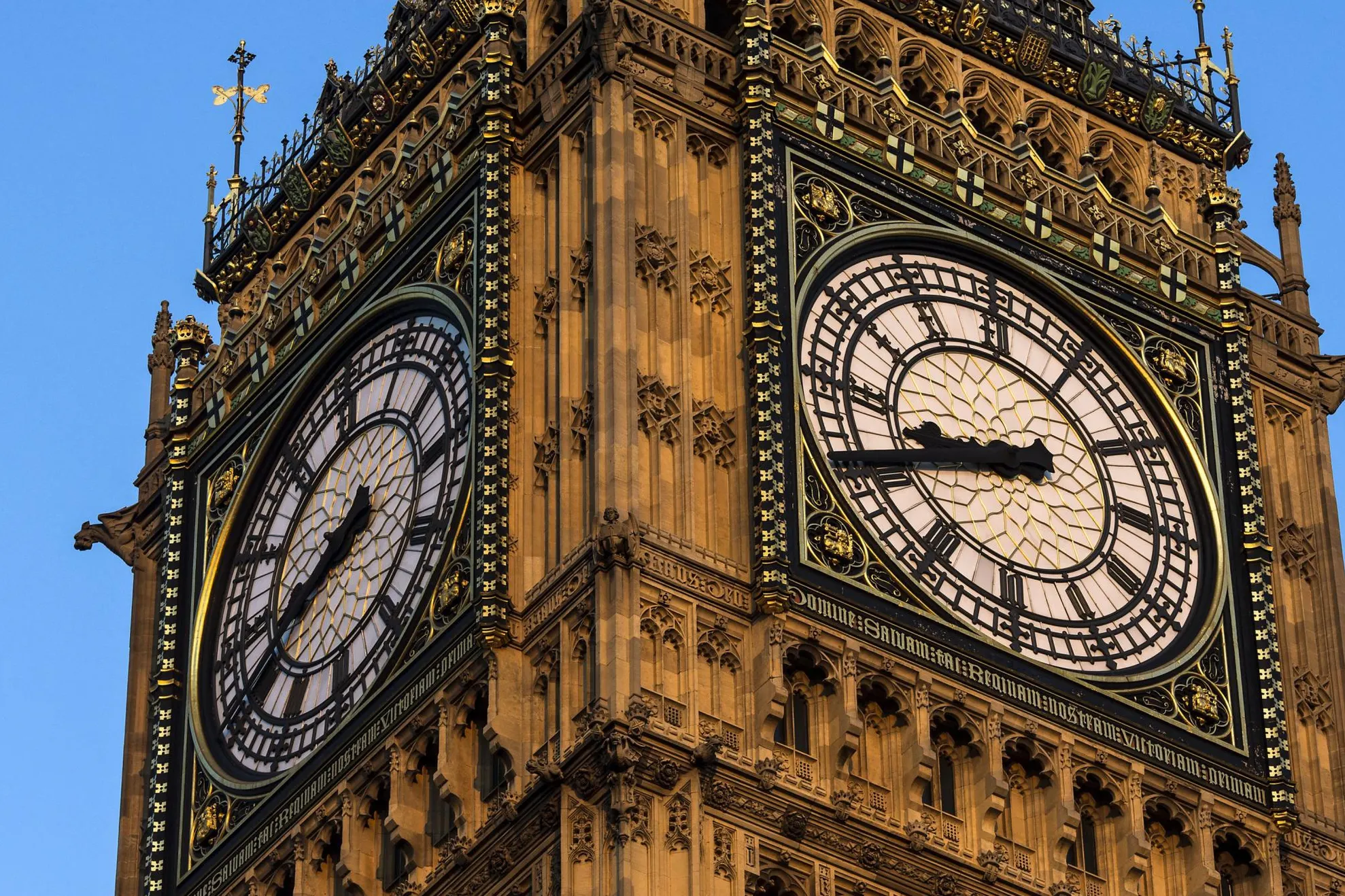 Marea Britanie, în alertă. Autorităţile se tem că Londra ar putea fi următoarea ţintă ISIS