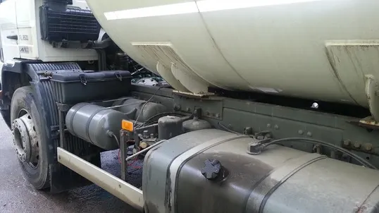 Accident pe DN2 în Vrancea. O cisternă cu butan, implicată. Zona a fost izolată de pompieri