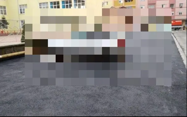 Dorel lovește din nou. Cum s-a asfaltat o parcare din Aiud, fără să fie mișcată o mașină