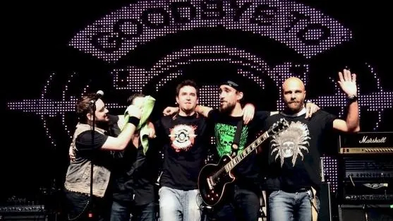 Încă un gest de solidaritate: ce se va întâmpla cu albumele formaţiei Goodbye to Gravity