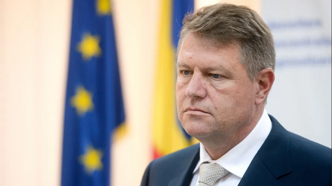 Scrisoarea unei tinere pentru preşedinte: "Ne mor oamenii, Klaus. Ne moare speranţa. Fă ceva"