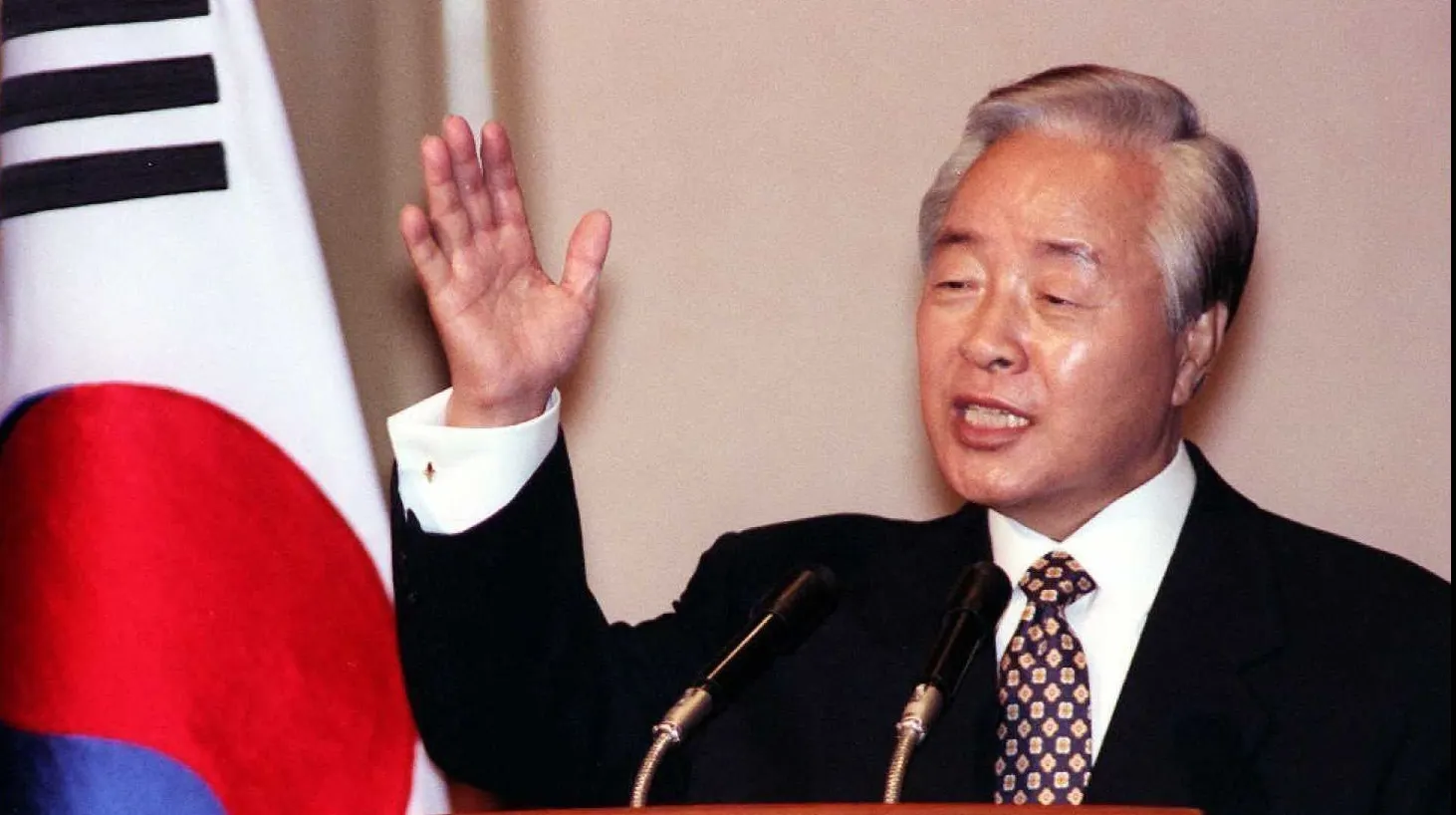 Fostul președinte sud-coreean Kim Young-Sam a încetat din viață