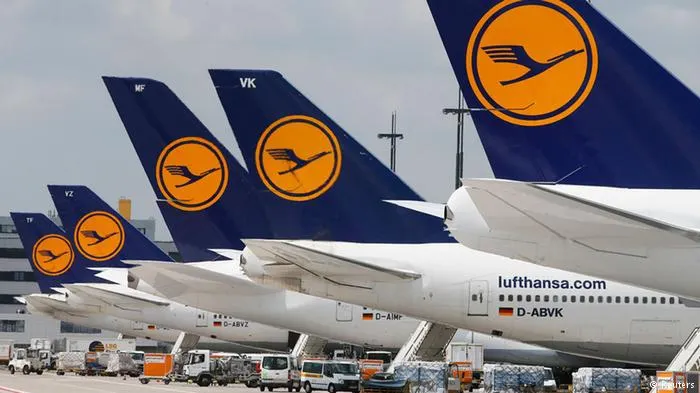 Grevă la Lufthansa: Compania aeriană anulează 941 de zboruri. 111.000 de pasageri, afectaţi