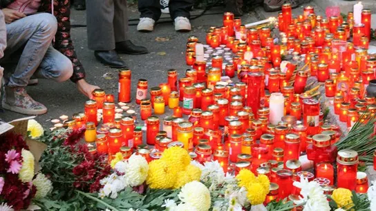 Mesajul uluitor al unui medic care vindecă victimele din Colectiv: ”Ne ia naiba pe toți”
