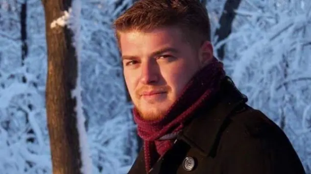 Incident crunt la mormântul lui Andrei Bucă, unul dintre tinerii care au murit în tragedia Colectiv