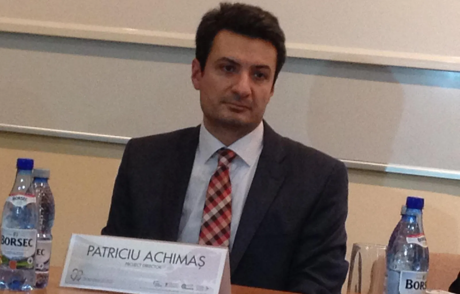 Noul ministrul Sănătăţii vizitează pacienţii răniţi în Colectiv: "Sunt foarte impresionat"