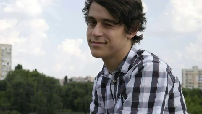 Dorinţa emoţionantă a lui Pavlos, adolescentul care şi-a salvat prietenul imobilizat din incendiu 