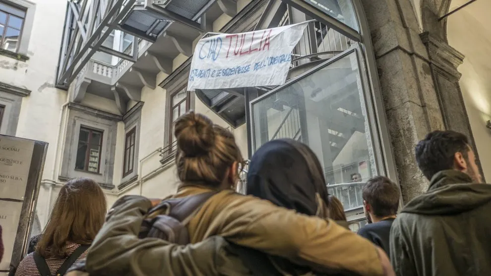 Imagini impresionante. Ce au făcut colegii italiencei care a pierit în urma rănilor din Colectiv
