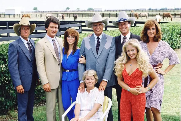Cum arată actorii din ”Dallas”, după 24 de ani de la terminarea filmărilor. GALERIE FOTO de colecție