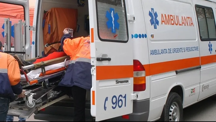 După masa de Crăciun, mulţi români au avut nevoie de ajutor. Câţi au sunat la 112