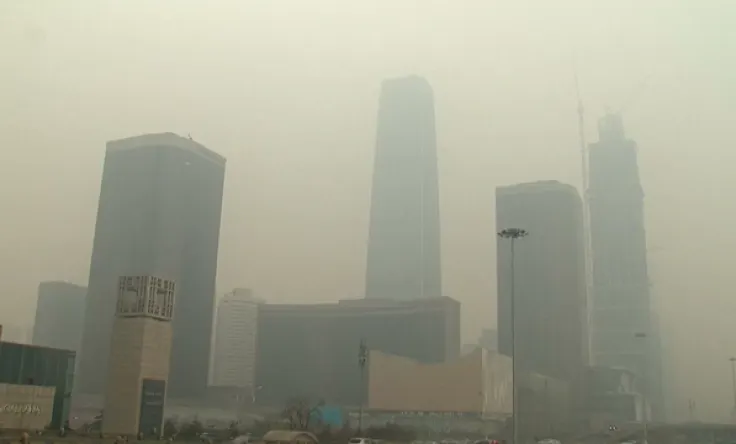 Imagini dramatice: cum arată poluarea la Beijing, orașul în care copiii nu mai ies pe străzi
