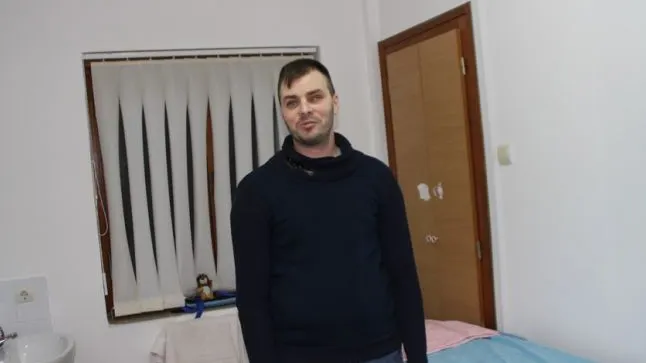 Şi asta e România: povestea şefului de promoţie de care fug toţi angajatorii. Motivul e dramatic