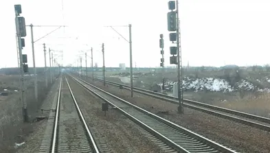 Traficul feroviar, întrerupt în Vrancea după ce liniile de cale ferată s-au rupt