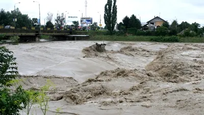 Cod Galben de inundații pe mai multe râuri din țară
