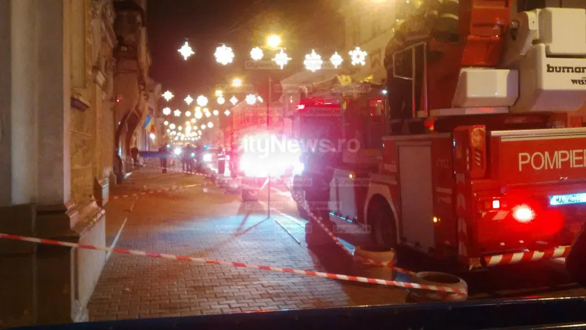 Coşmar pentru o tânără din Cluj: un ornament al unei clădiri i-a căzut în cap, de la 17 m