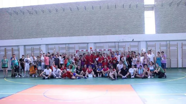 Cea de-a VI-a ediție a turneului de handbal amator mixt "FAIR PLAY" susține 3 cauze sociale