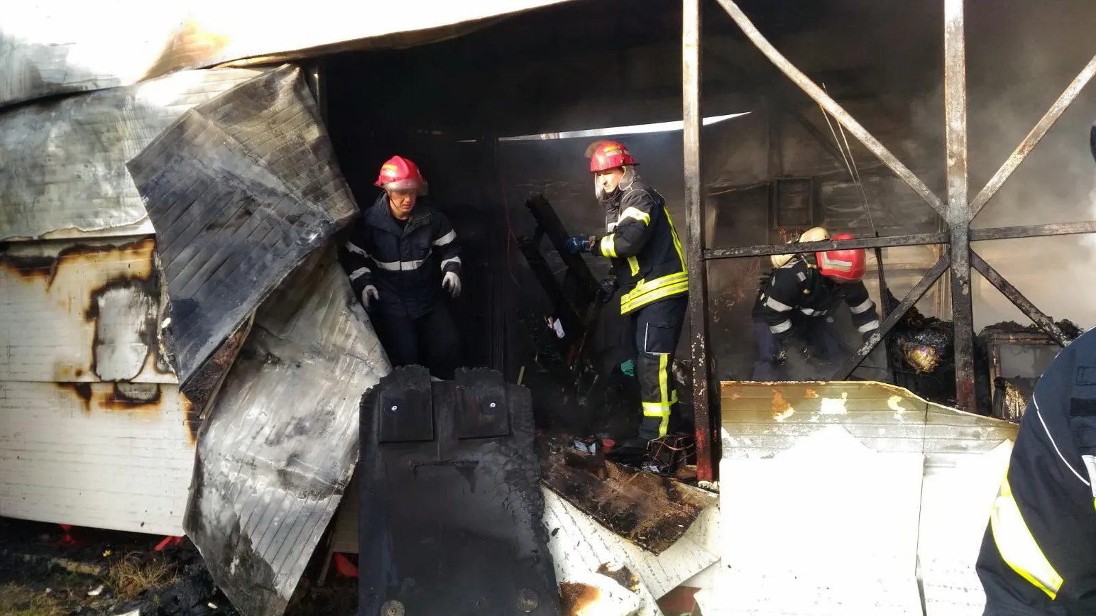 Incendiu violent la Muzeul Romilor din București