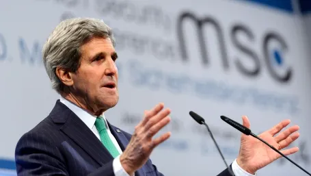 John Kerry acuză Rusia de bombardarea copiilor şi femeilor din Siria