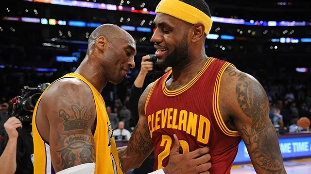 Cum a reacţionat LeBron James, după ce Kobe Bryant a anunţat că se retrage