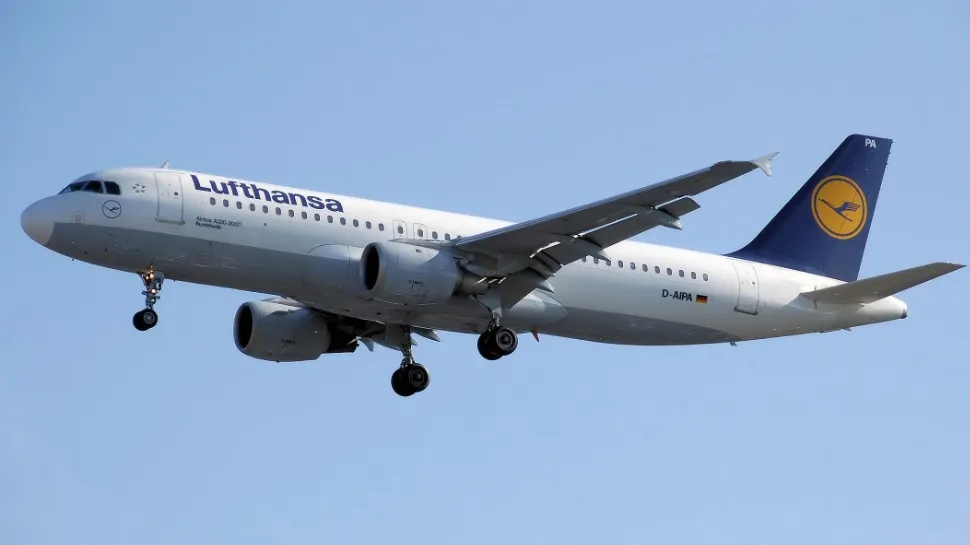 Momente de panică în timpul unui zbor Frankfurt - Belgrad. Pasagerii au fost nevoiţi să intervină