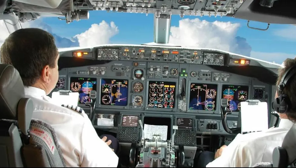 Avion dispărut de pe radare în estul Angliei. Autoritățile iau în calcul prăbușirea lui