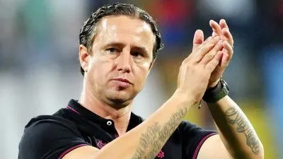 Cum i-a cerut Reghecampf demisia lui Gigi Mulţescu