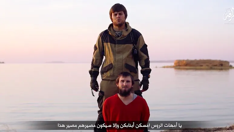Un presupus spion rus, decapitat de un conațional din ISIS. Amenințări pentru "câinele" Putin