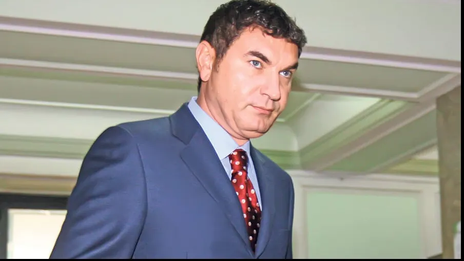 Fraţii Becali şi Cristi Borcea s-au împăcat în penitenciar