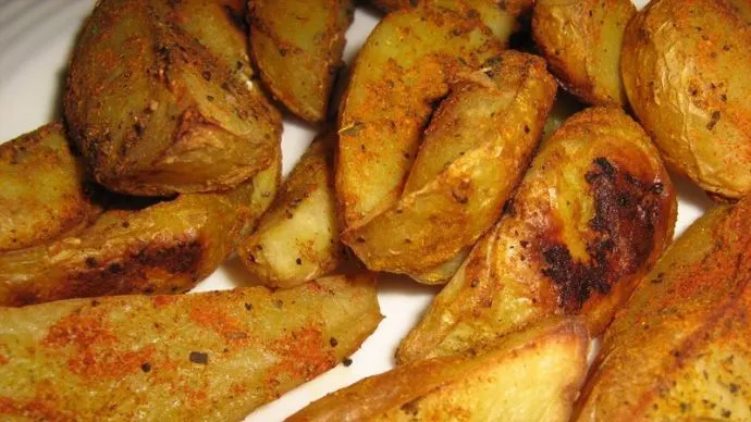 Cum să faci CARTOFI WEDGES acasă