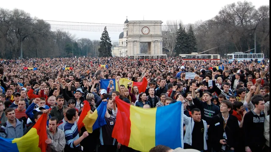 SRS, despre situația de la Chișinău: "Oare a intrat SRI în alertă maximă?"