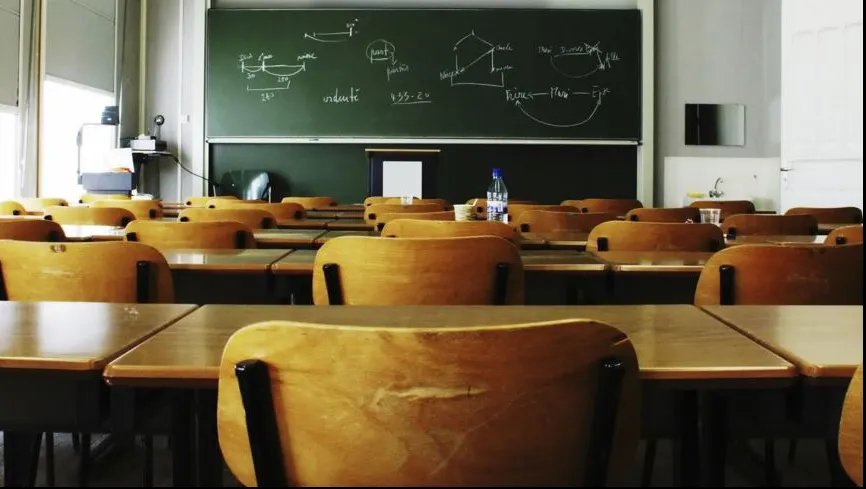 Caz revoltător în Botoşani. O profesoară, acuzată de discriminarea unui copil cu Sindromul Down