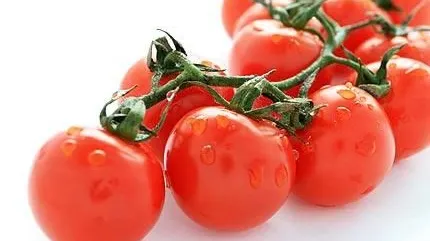 Adevărul despre roşiile cherry. Ce sunt de fapt. Mai cumperi?