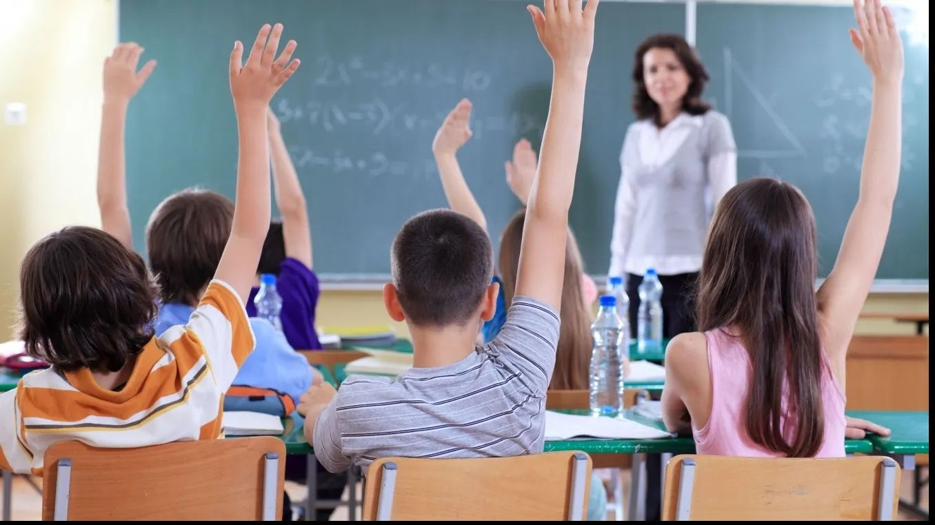 Elevii români, printre primii din Europa la studiul limbilor străine