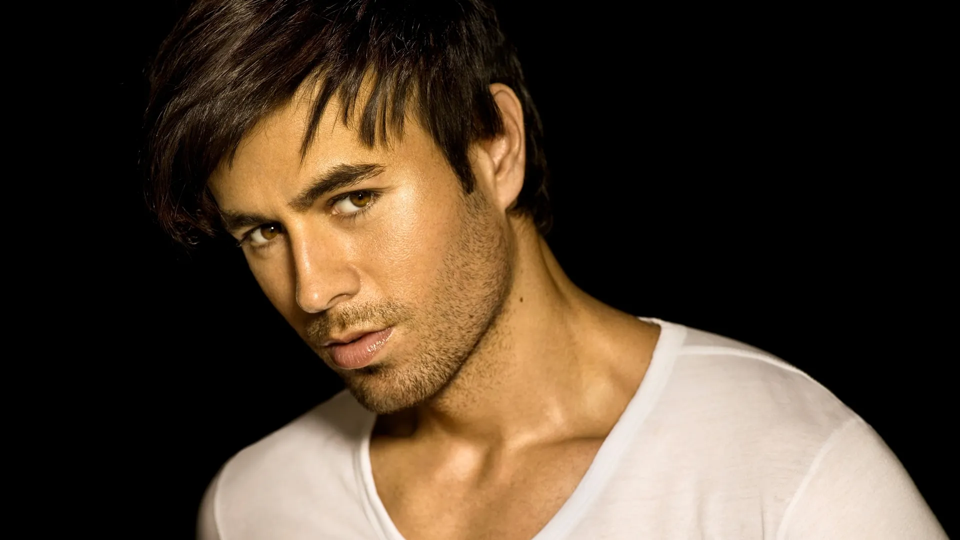 Prima fotografie cu unul dintre gemenii lui Enrique Iglesias
