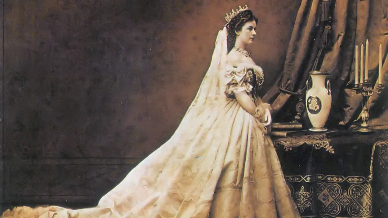 Secretul părului superb al Împărătesei Sissi, una dintre cele mai frumoase femei ale epocii