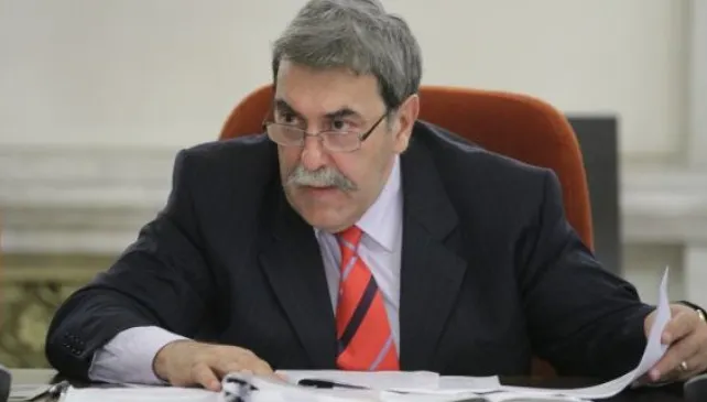 Raportul IJ, adoptat de CSM: Condiții mai dure de elaborare a cărților de către deținuți