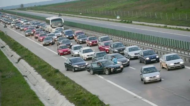 Sancţiuni dure pentru şoferii "agresivi". Ce prevede proiectul pentru modificarea Codului Rutier