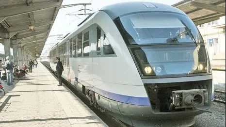 Anunț de ultima oră de la CFR Călători. Trenuri suplimentare în vacanța de 1 MAI