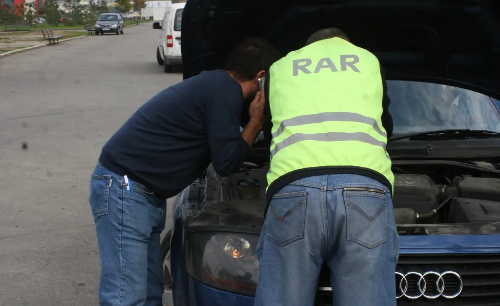 Inspectorii RAR fac controale în trafic. Ce verifică la maşina ta