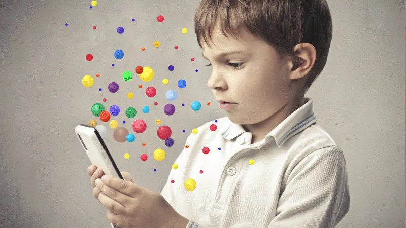 Ce pot păți copiii sub 12 ani dacă folosesc telefonul mobil 