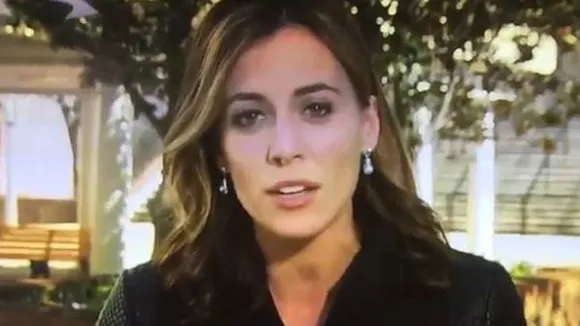 Gafă uriaşă: ce i s-a întâmplat unei reportere TV, în direct. S-a făcut de râs!
