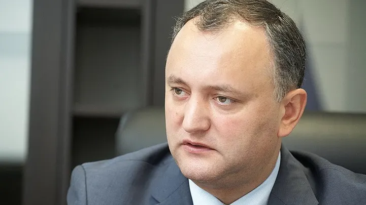 Igor Dodon, băgat în corzi de Maia Sandu în prima dezbatere televizată dintre cei doi
