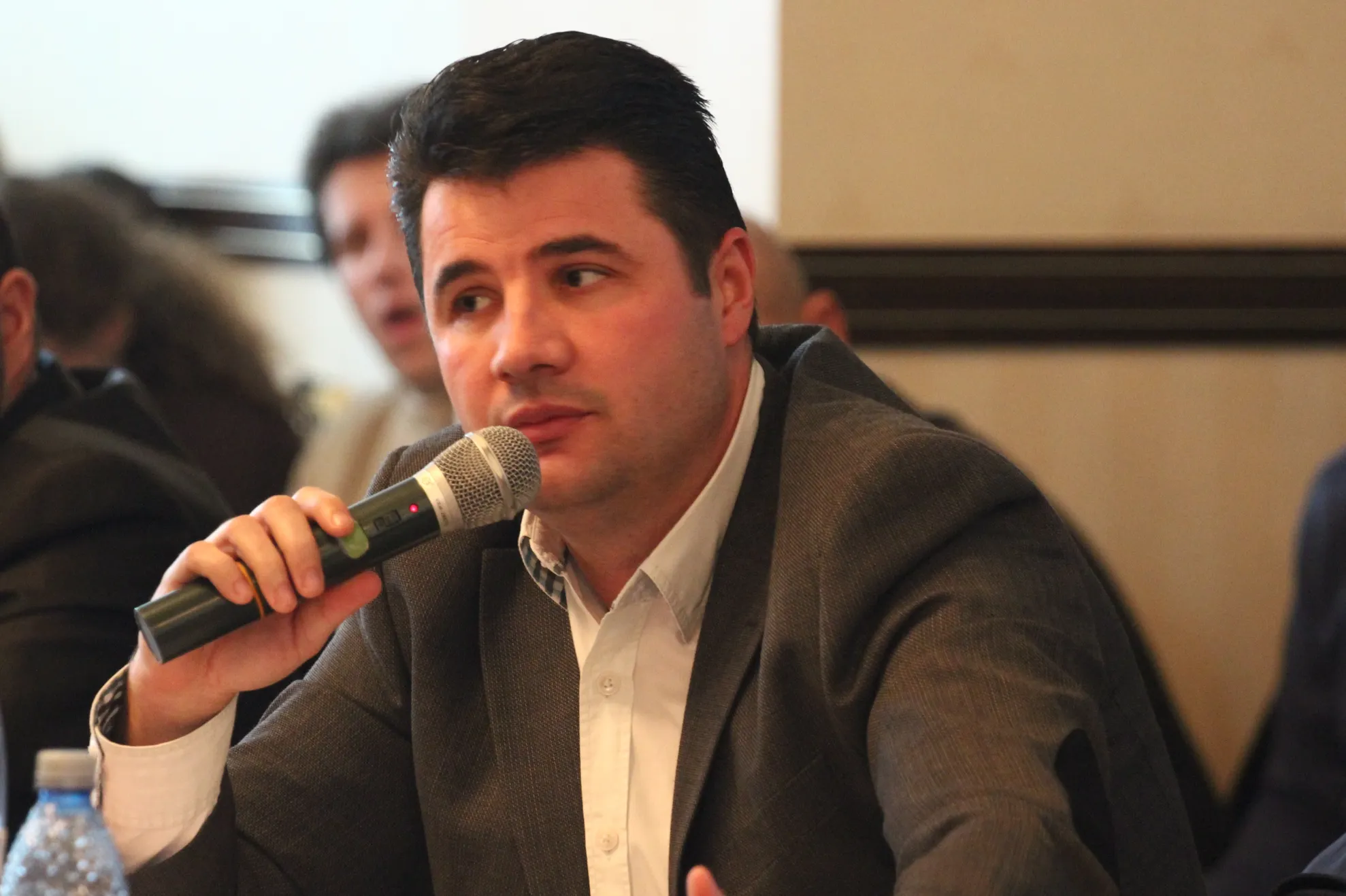 Demisie forțată în Consiliul Local Constanța! Iustin Fabian Roman a renunțat la funcție