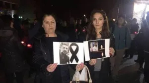 Moartea lui "Paki" a scos oamenii în stradă. Sistemul sanitar din Vrancea, aspru criticat