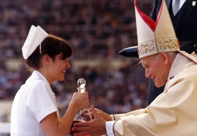 Scrisori secrete ale Papei Ioan Paul al II-lea dezvăluie o prietenie "intensă" cu o femeie