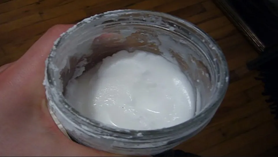 Cum să faci cel mai sănătos șampon de casă. Părul va arăta perfect cu ajutorul acestui ingredient