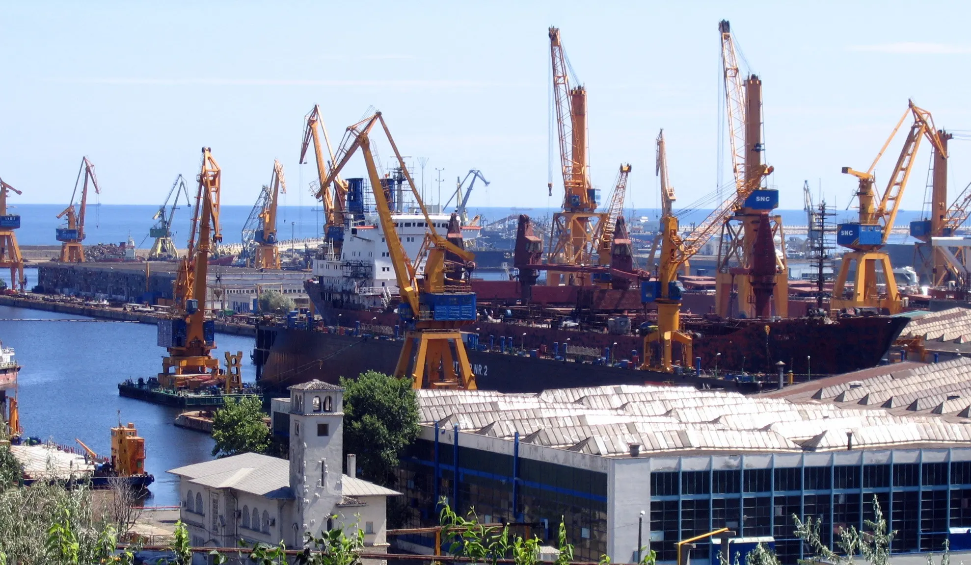 O nouă lovitură pentru CNAPMC! Administraţia portului Constanţa, reclamată la Consiliul Concurenţei