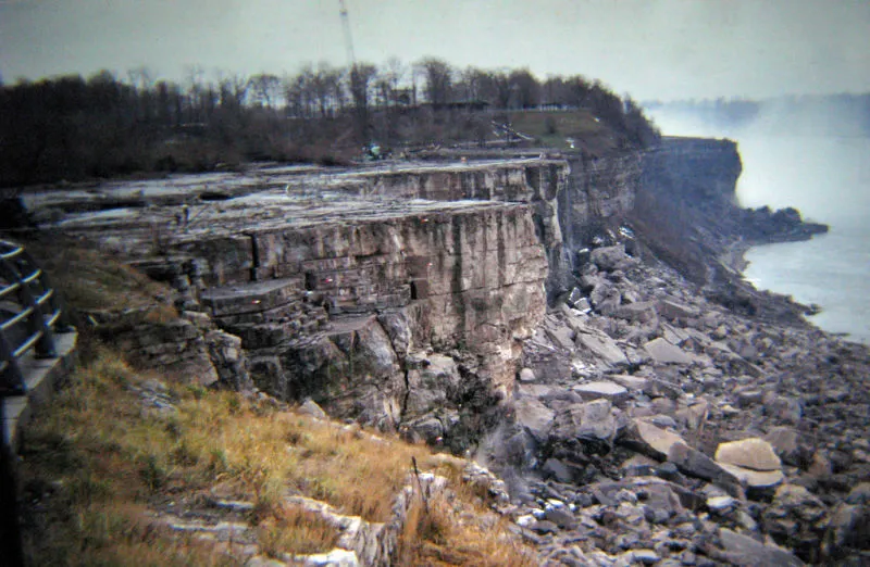 Oprirea cascadei Niagara în 1969 a fost o lecţie pentru igineri. Nimic nu scapă de moarte