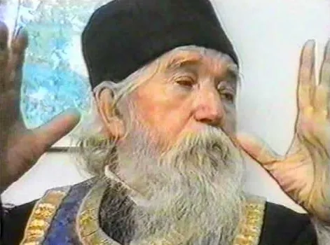 De ce este "Hai, noroc!" un salut BLESTEMAT. Taina părintelui Cleopa